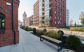Browary Wroclawskie Apartments by Renters